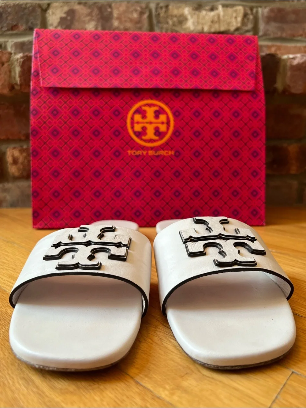 Tory Burch Gardenia White Ines Single-Band Leather Slide Sandals